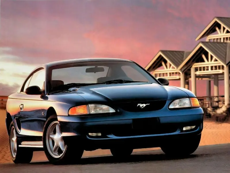 Ford Mustang IV Купе — сүрөт 3