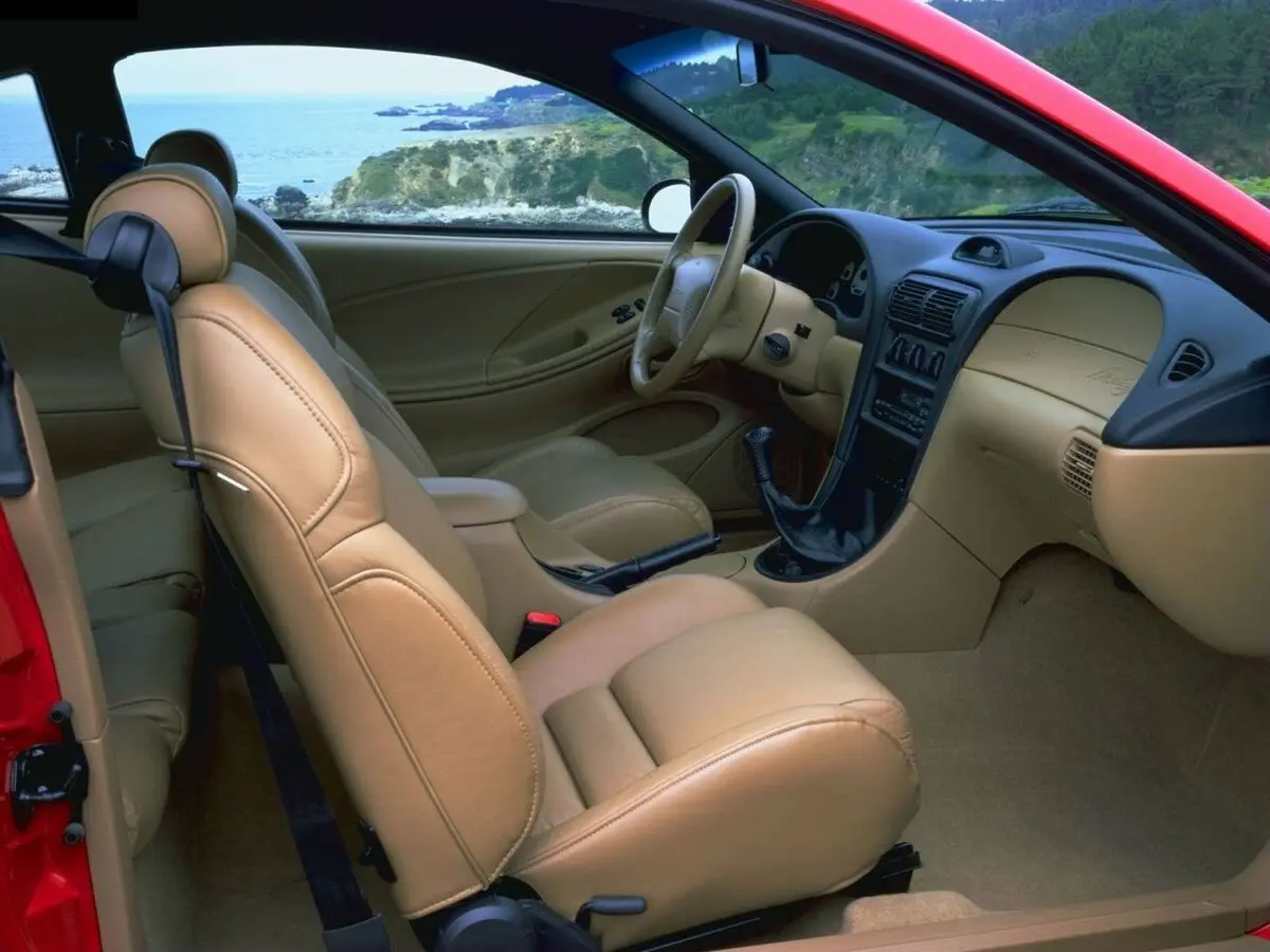 Ford Mustang IV Купе — сүрөт 5