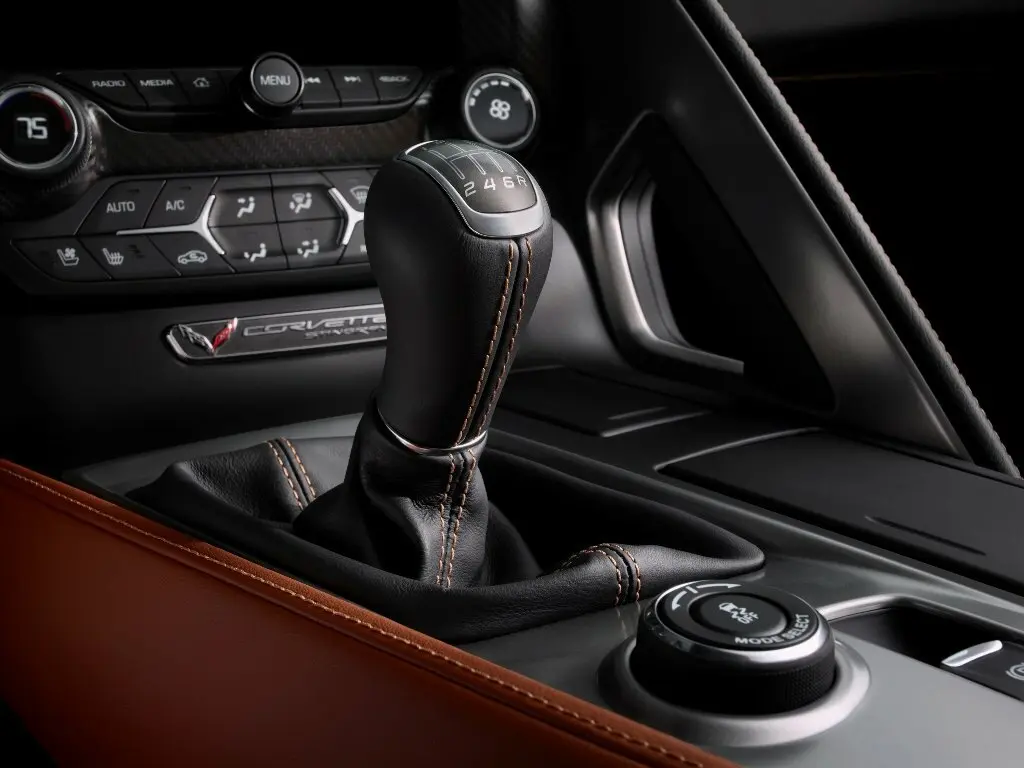 Chevrolet Corvette C7 Кабриолет — сүрөт 10