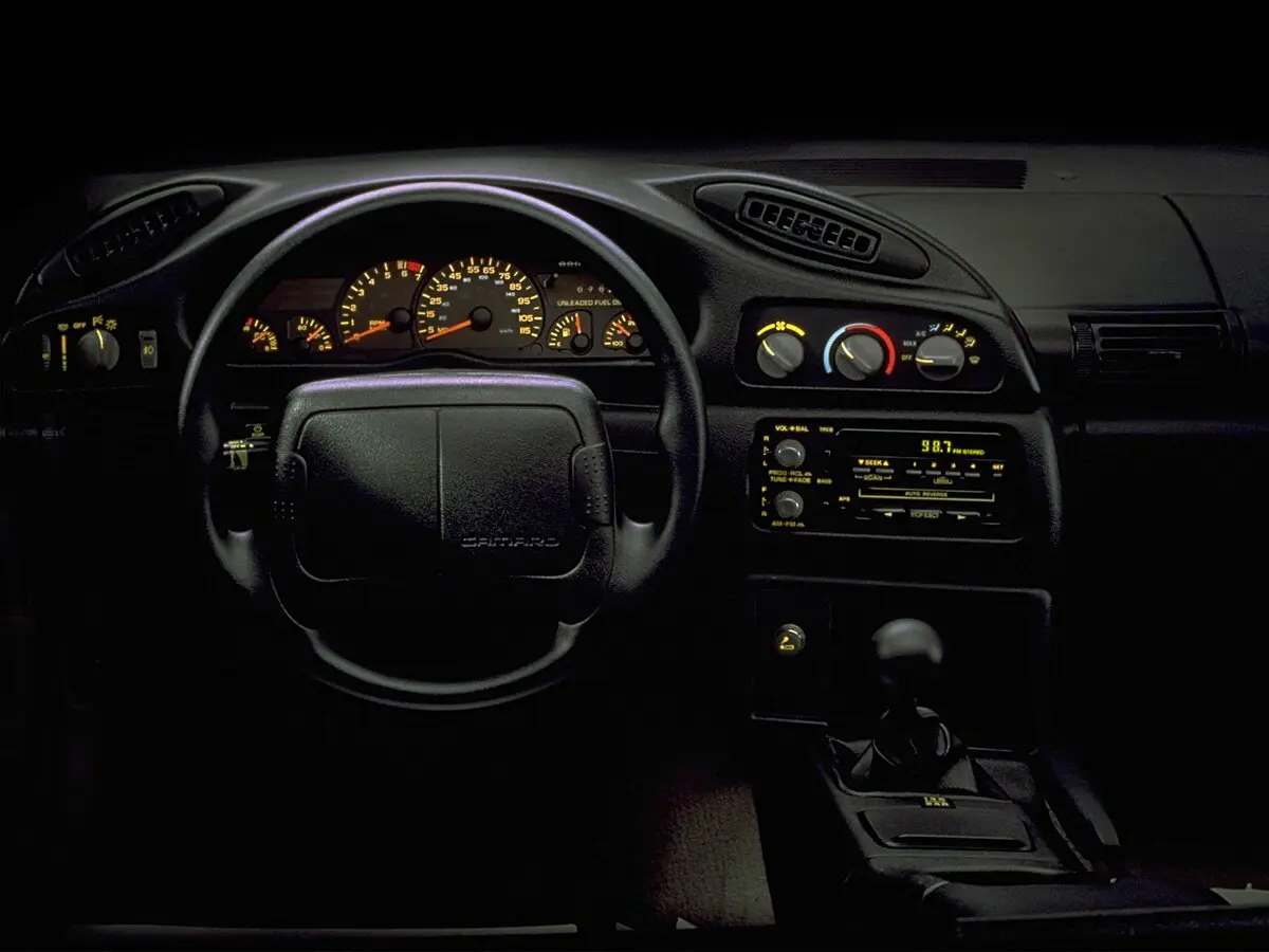 Chevrolet Camaro IV Купе — сүрөт 5