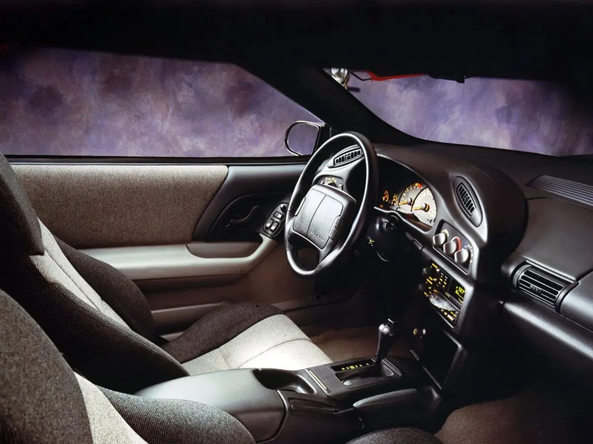 Chevrolet Camaro IV Купе — сүрөт 6
