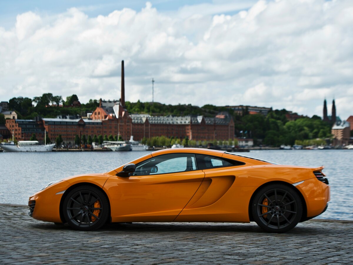 McLaren MP4-12C 2011 – 2014 Купе — фото 2