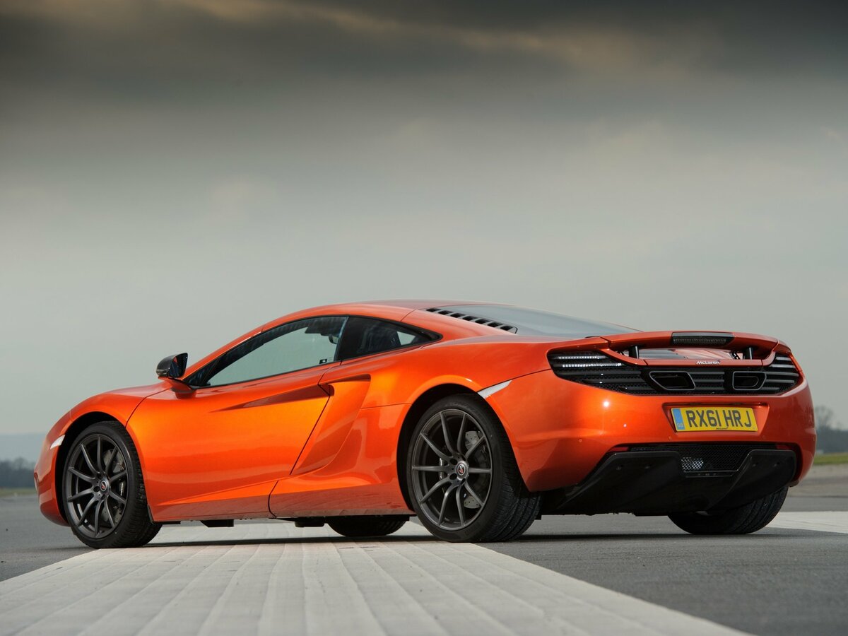 McLaren MP4-12C 2011 – 2014 Купе — фото 5