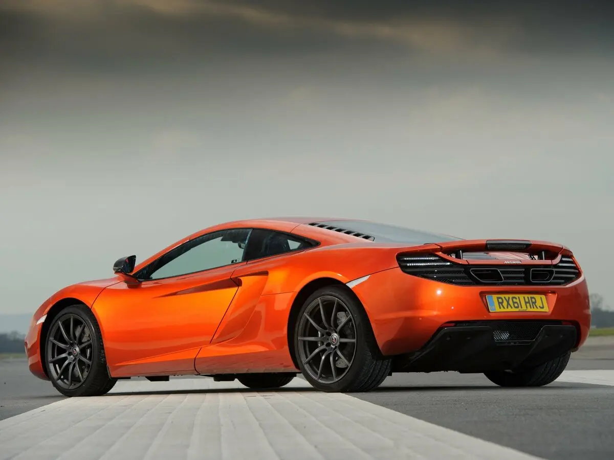 McLaren MP4-12C 2011 – 2014 Купе — photo 5