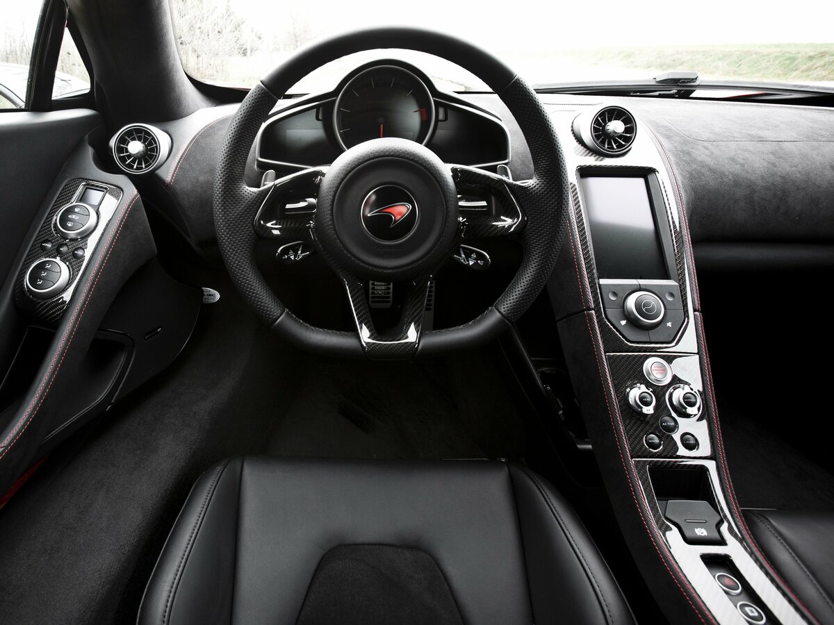 McLaren MP4-12C 2011 – 2014 Купе — фото 6