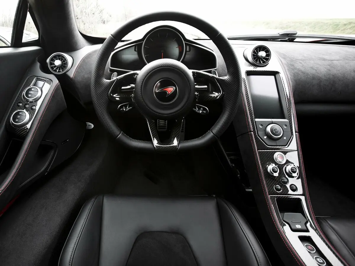 McLaren MP4-12C 2011 – 2014 Купе — photo 6