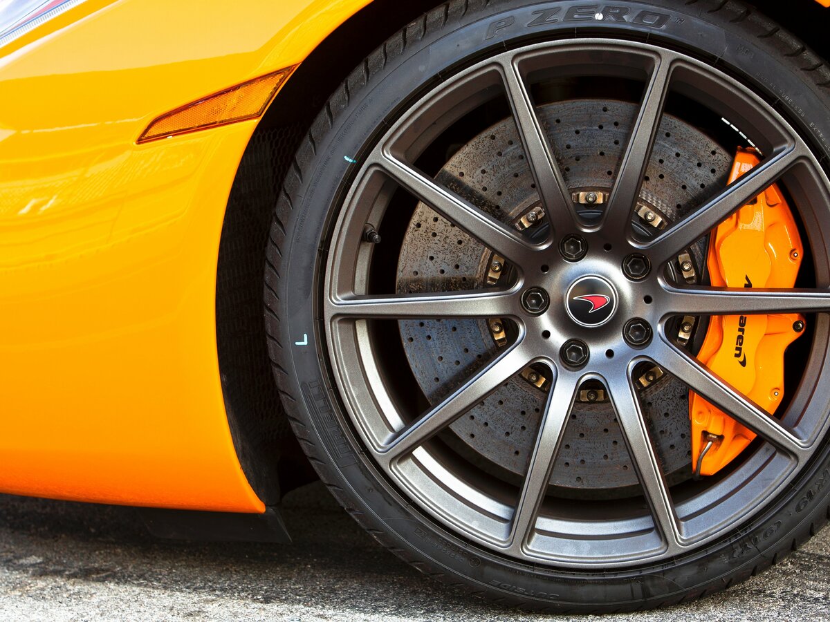 McLaren MP4-12C 2011 – 2014 Купе — фото 18