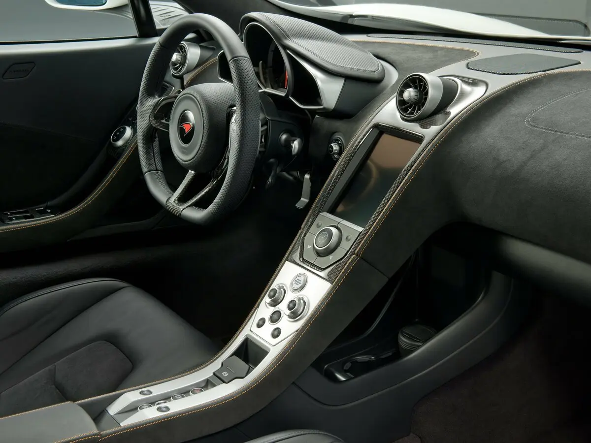 McLaren MP4-12C 2011 – 2014 Родстер — photo 7