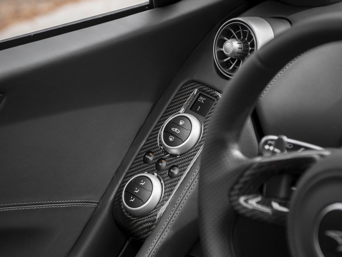 McLaren MP4-12C 2011 – 2014 Родстер — фото 16
