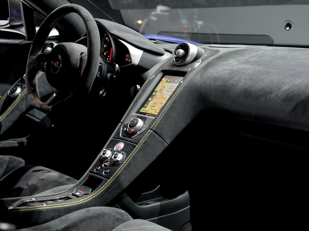 McLaren 650S 2014 – 2017 Купе — фото 7
