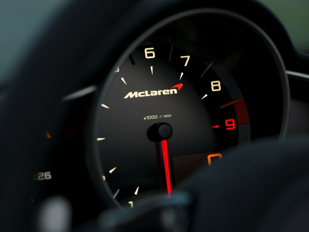 McLaren 650S 2014 – 2017 Купе — фото 9