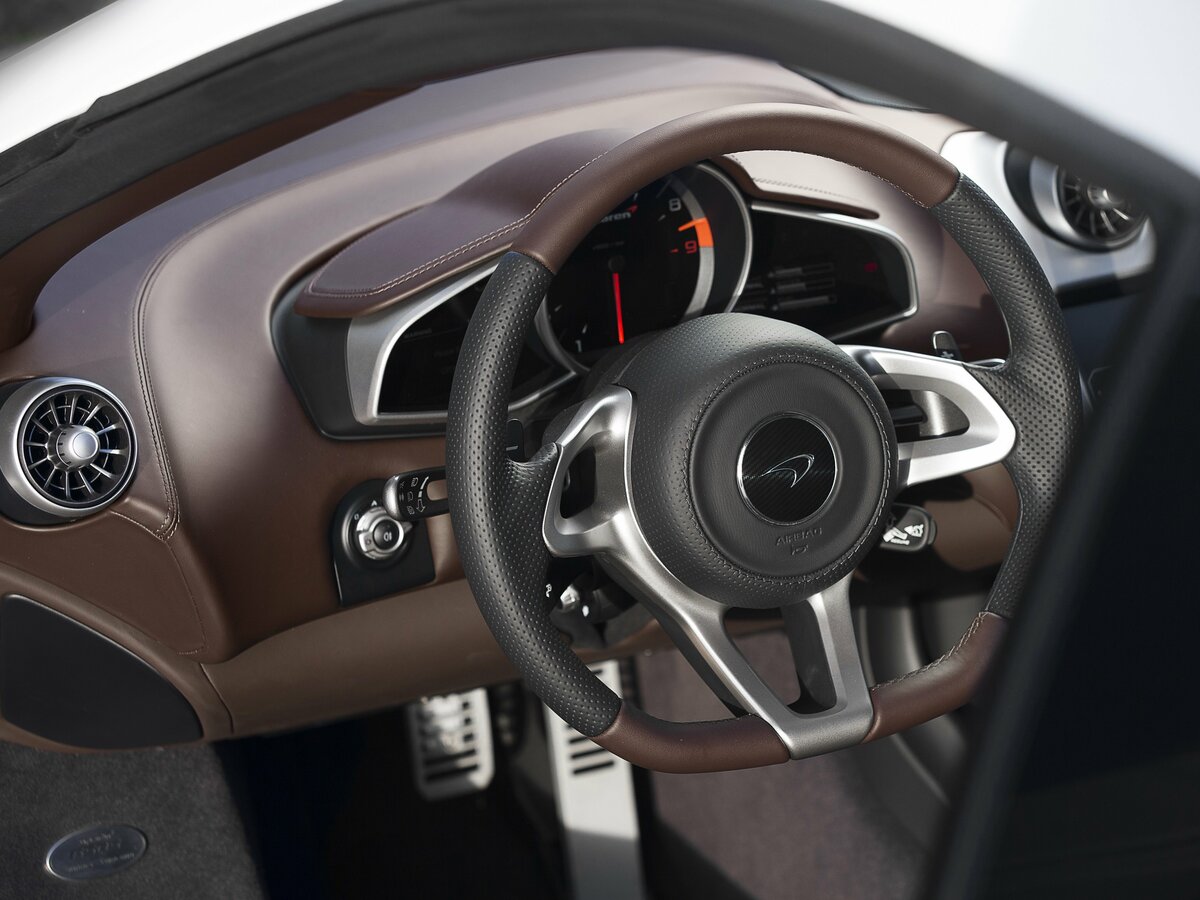 McLaren 650S 2014 – 2017 Купе — фото 10