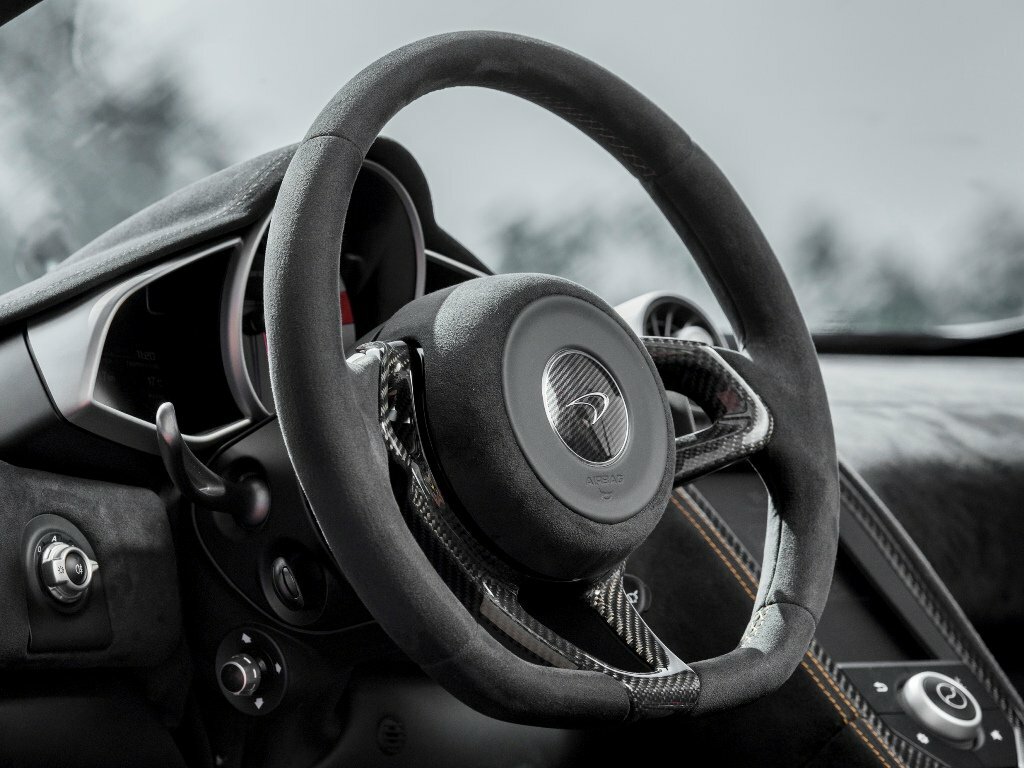 McLaren 650S 2014 – 2017 Родстер — фото 10