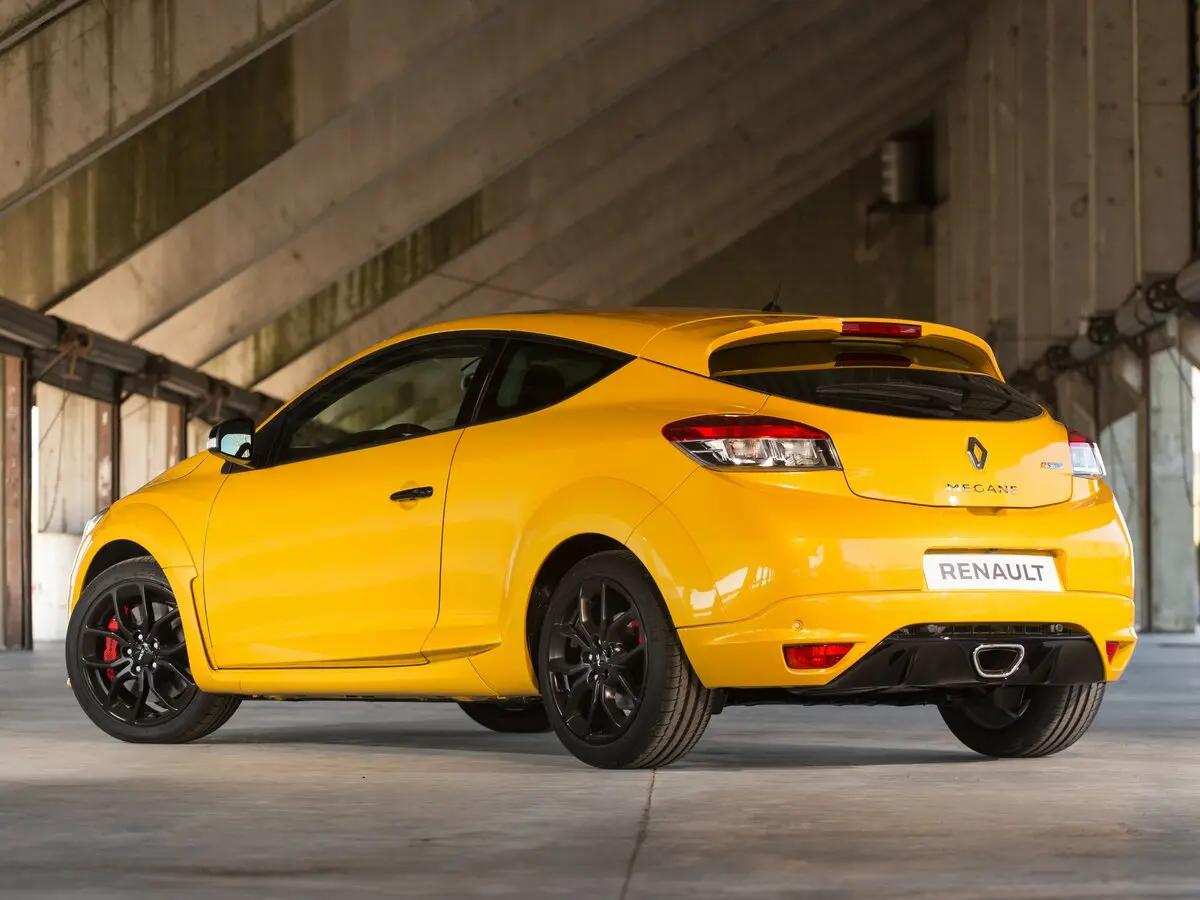 Renault Megane RS III Рестайлинг Хэтчбек 3 дв. — сүрөт 5