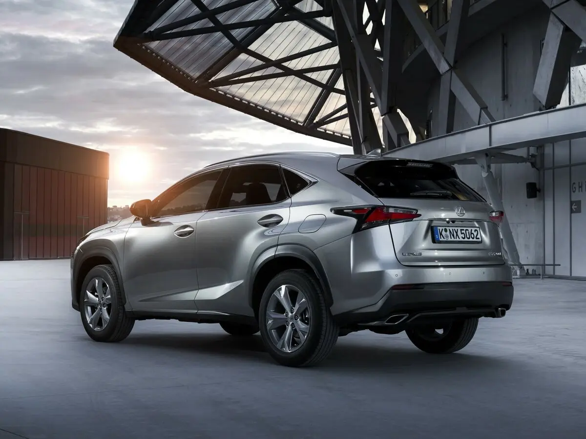 Lexus NX I Внедорожник 5 дв. — фото 5