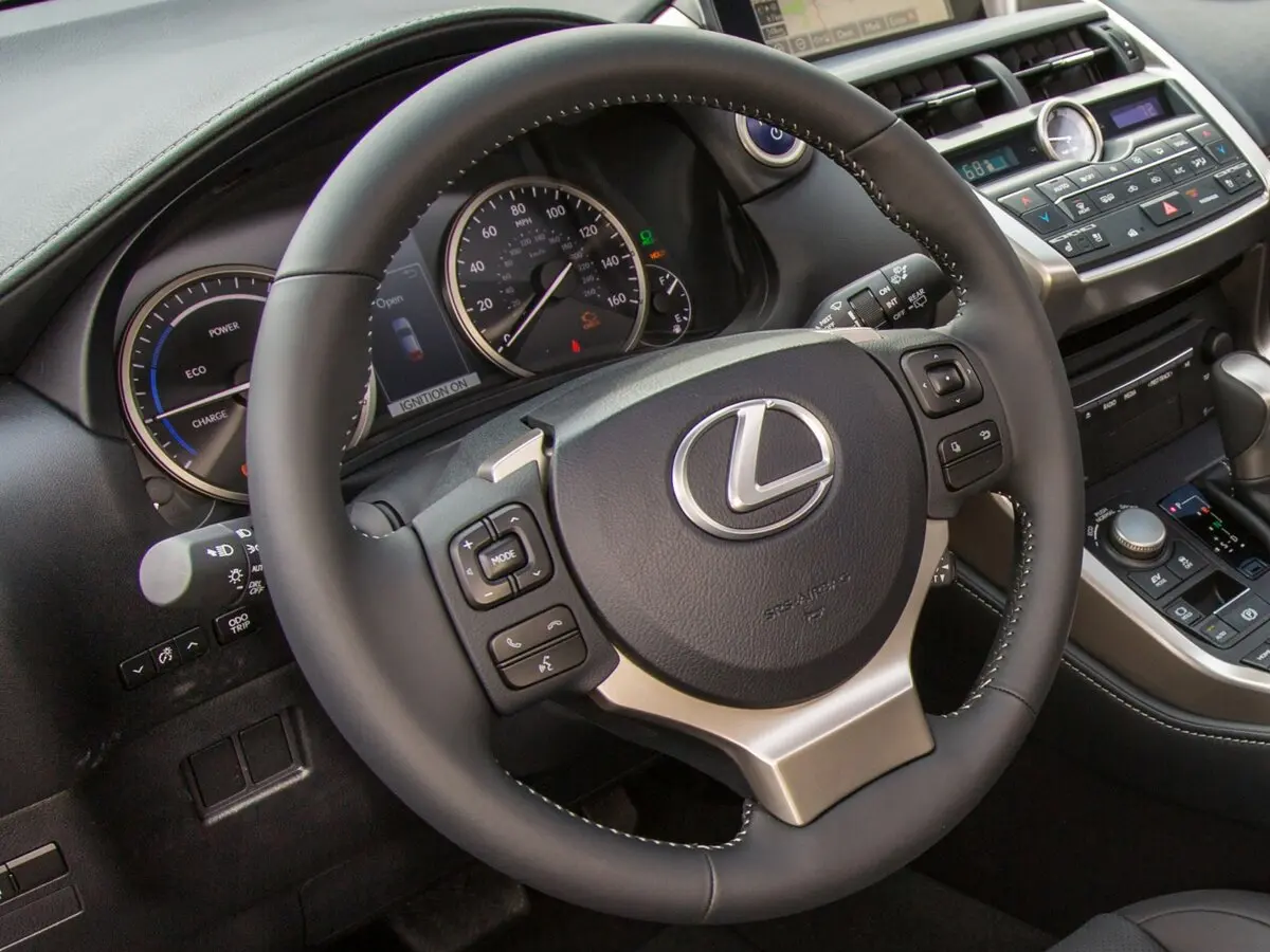 Lexus NX I Внедорожник 5 дв. — фото 10
