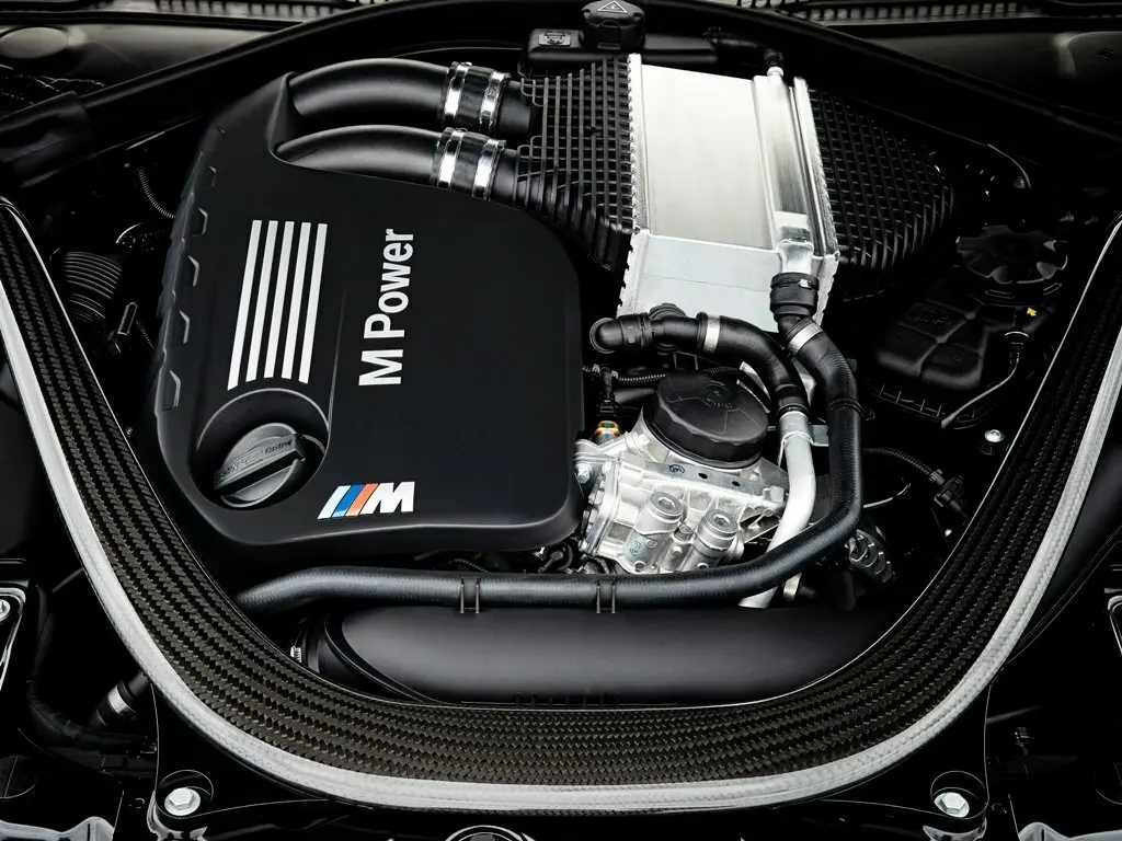 BMW M4 F82/F83 Кабриолет — сүрөт 16