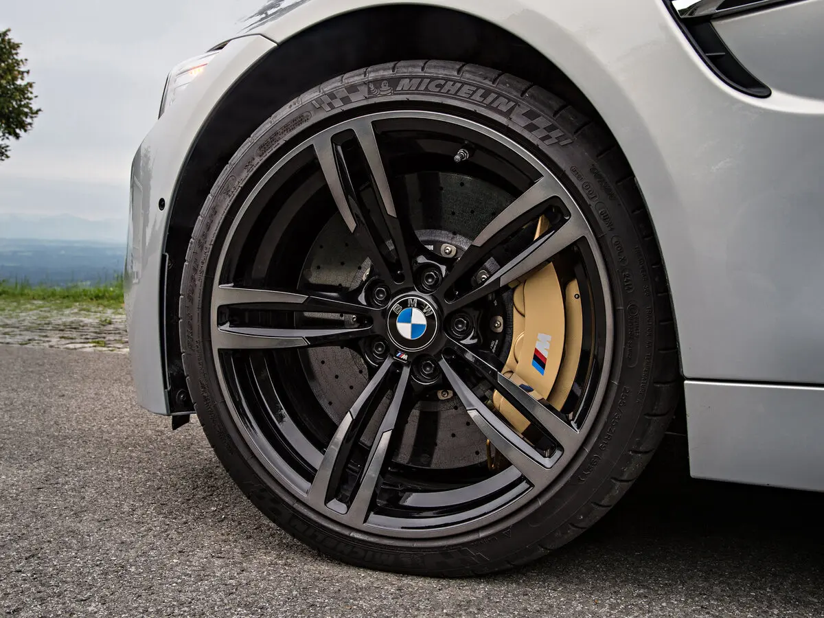 BMW M4 F82/F83 Кабриолет — сүрөт 18