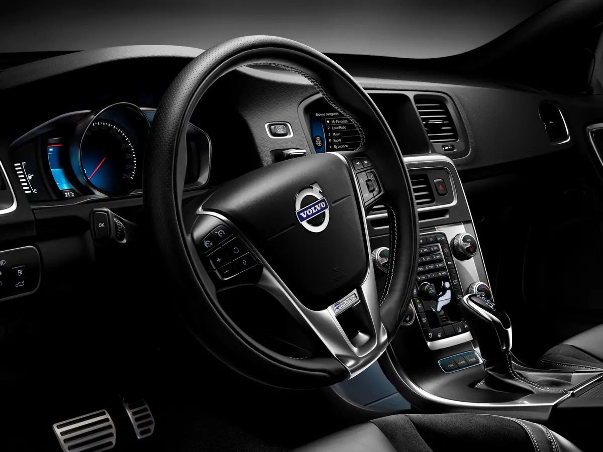 Volvo V60 I Рестайлинг Универсал 5 дв. Plug-in-Hybrid — сүрөт 8