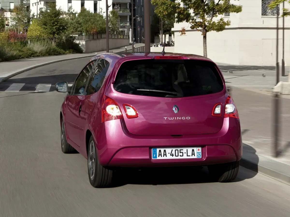 Renault Twingo II Рестайлинг Хэтчбек 3 дв. — 照片 4