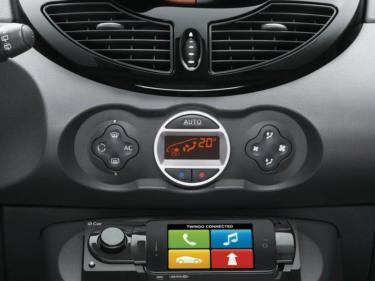 Renault Twingo II Рестайлинг Хэтчбек 3 дв. — 照片 11