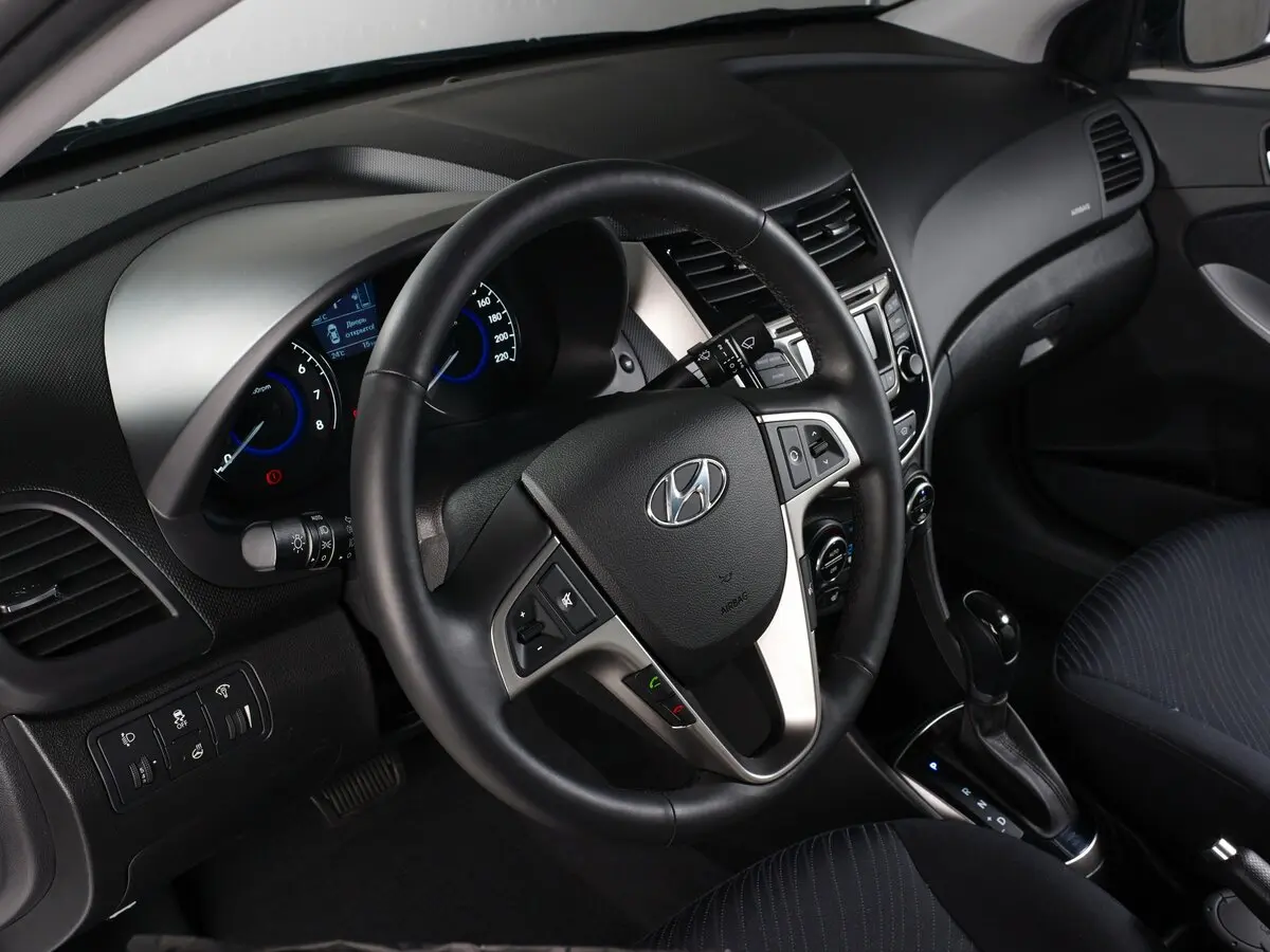 Hyundai Solaris I Рестайлинг Седан — сүрөт 4