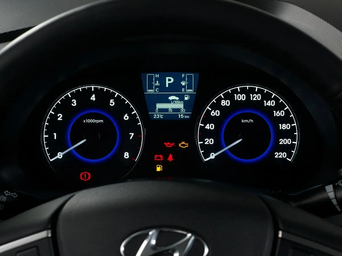 Hyundai Solaris I Рестайлинг Седан — сүрөт 5