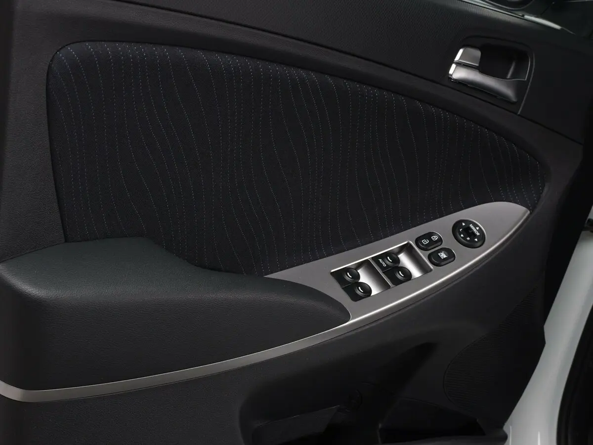 Hyundai Solaris I Рестайлинг Седан — сүрөт 7