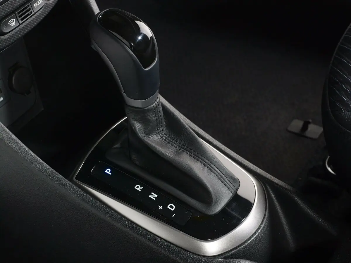 Hyundai Solaris I Рестайлинг Седан — сүрөт 8