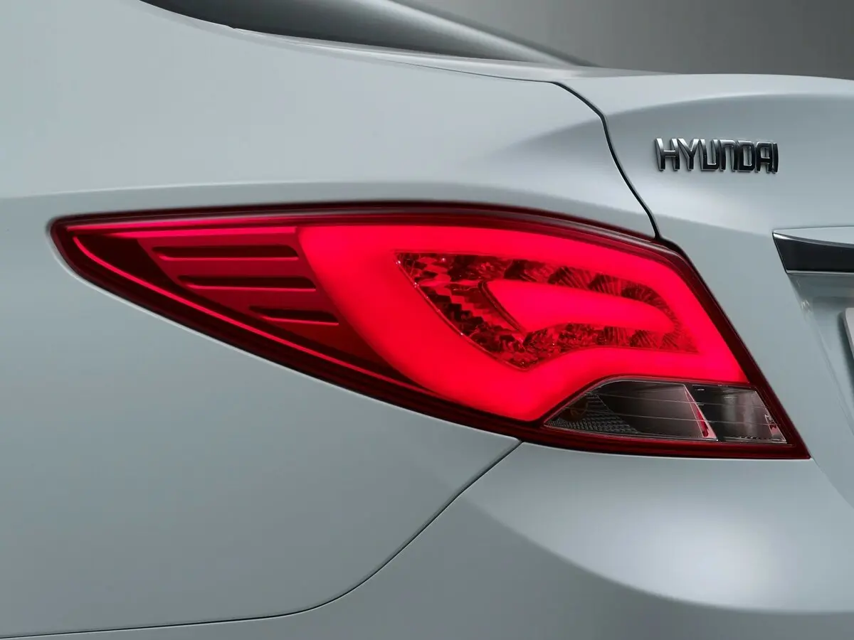 Hyundai Solaris I Рестайлинг Седан — сүрөт 12