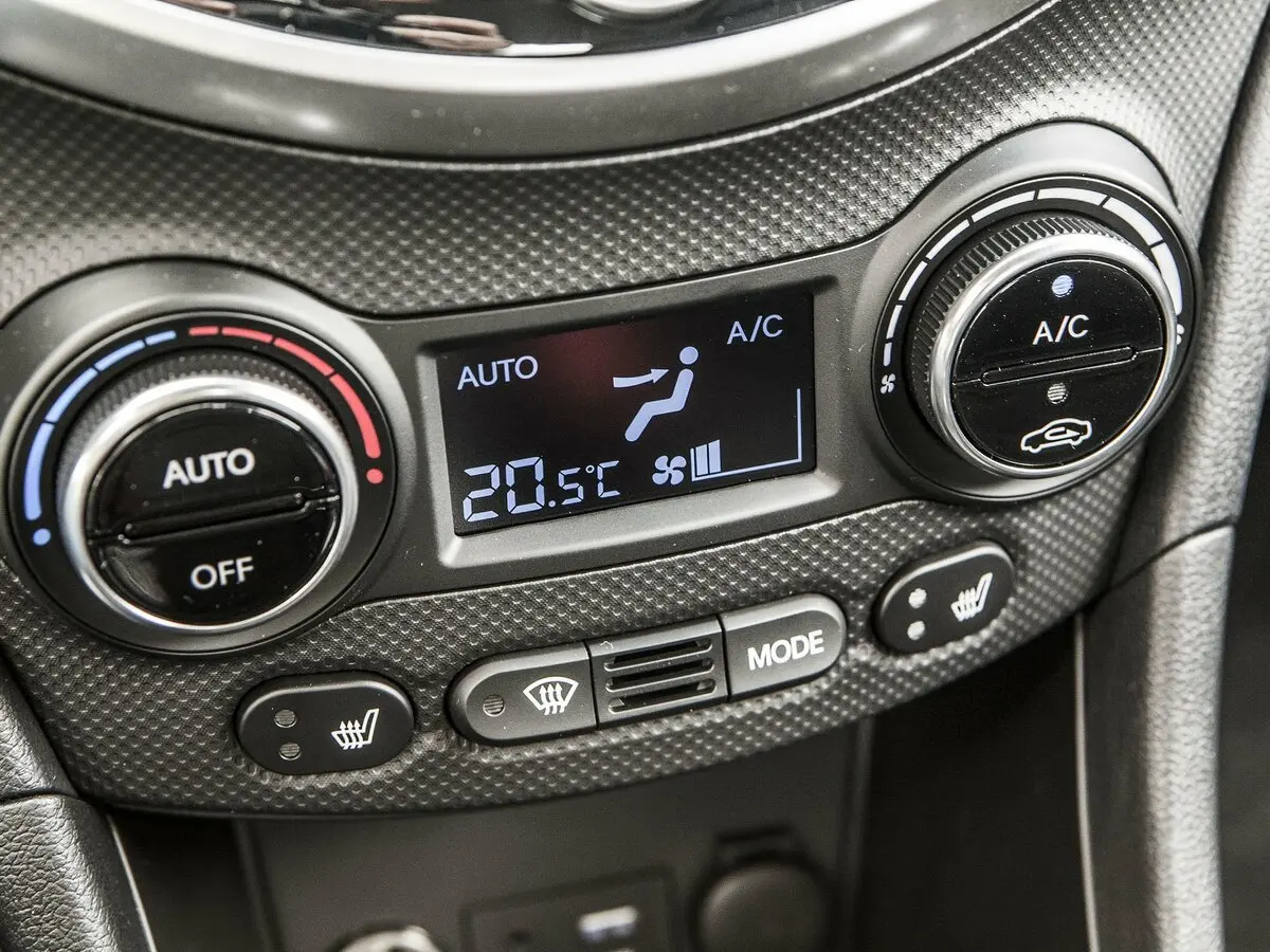 Hyundai Solaris I Рестайлинг Седан — сүрөт 25