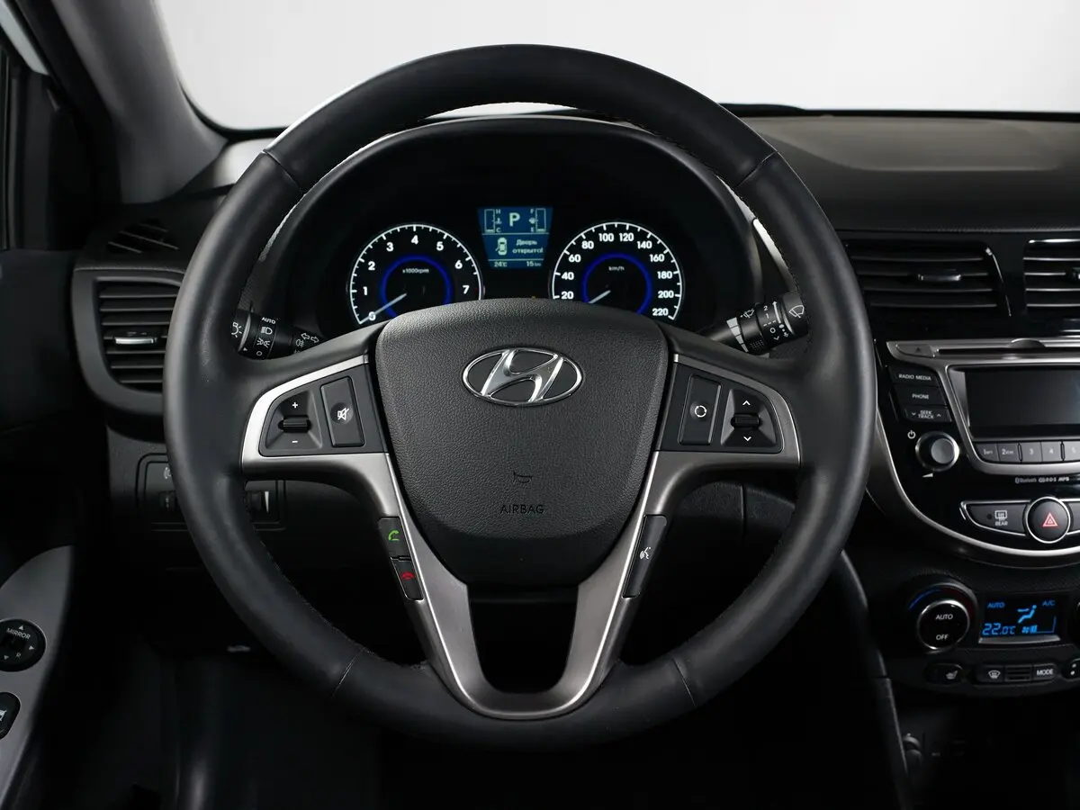 Hyundai Solaris I Рестайлинг Хэтчбек 5 дв. — сүрөт 6