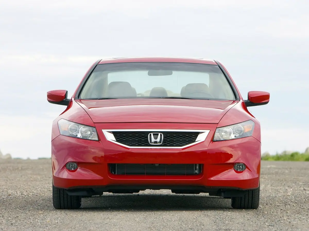 Honda Accord VIII Купе — фото 3