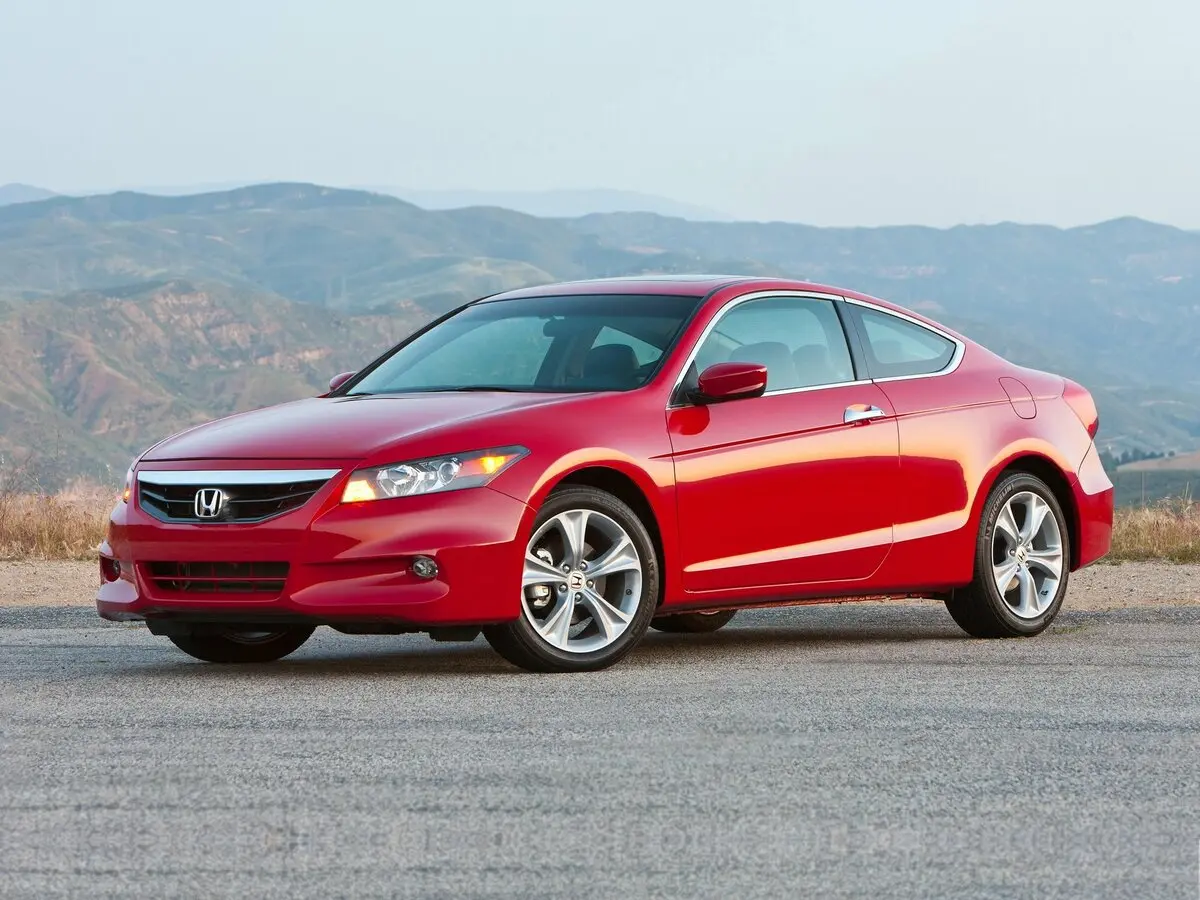 Honda Accord VIII Рестайлинг Купе