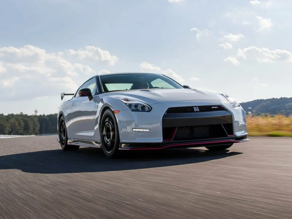Nissan GT-R I Рестайлинг 2 Купе Nismo — сүрөт 3