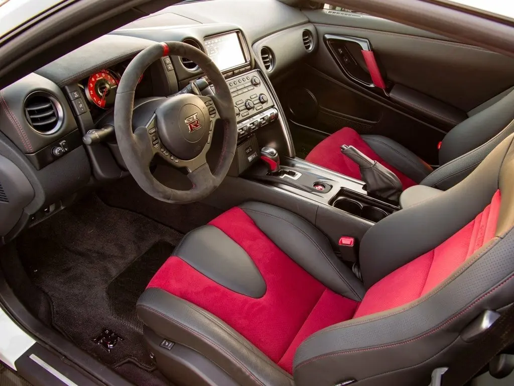 Nissan GT-R I Рестайлинг 2 Купе Nismo — сүрөт 6