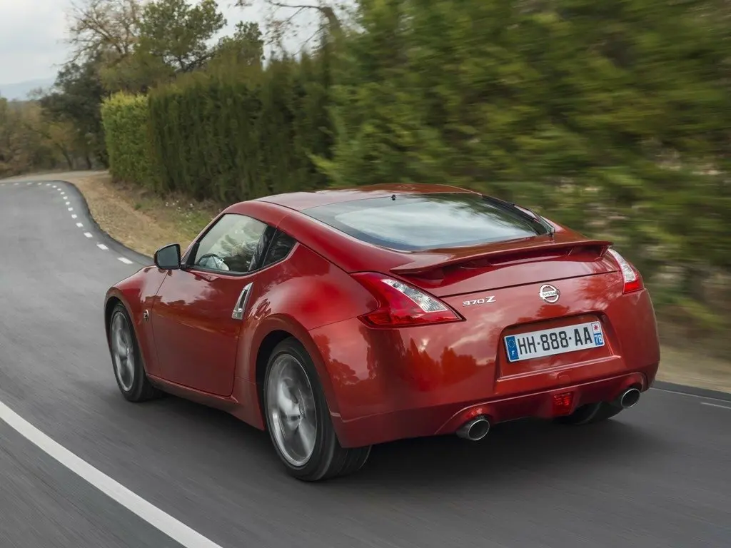 Nissan 370Z I Рестайлинг Купе — сүрөт 4