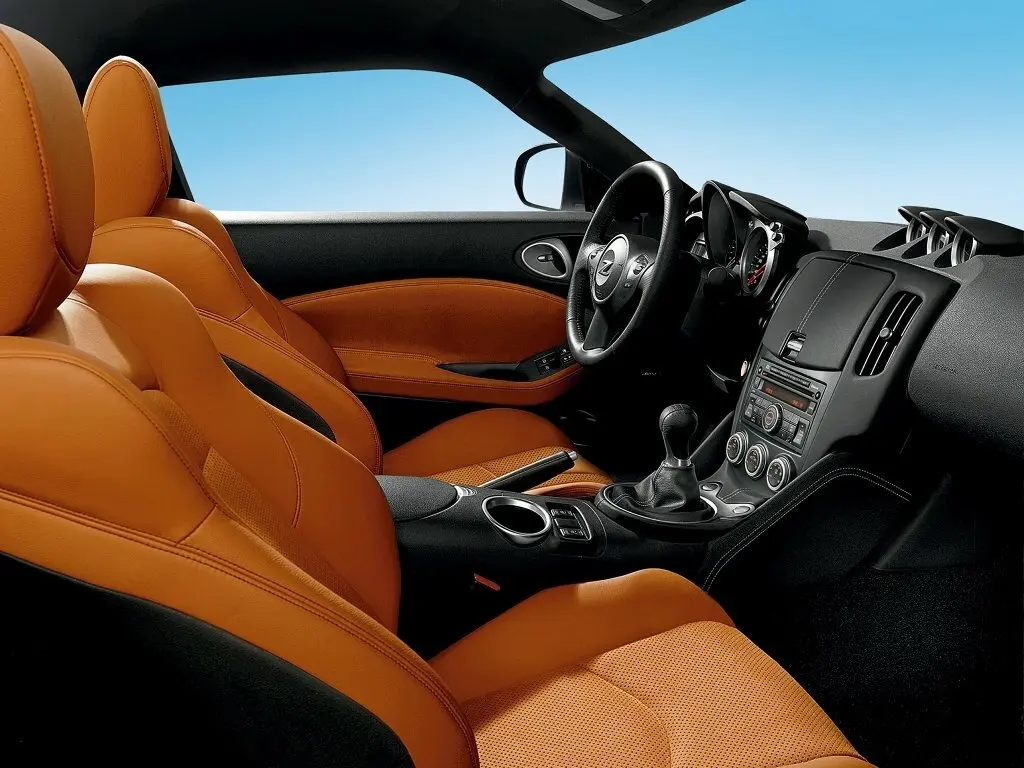 Nissan 370Z I Рестайлинг Купе — сүрөт 6
