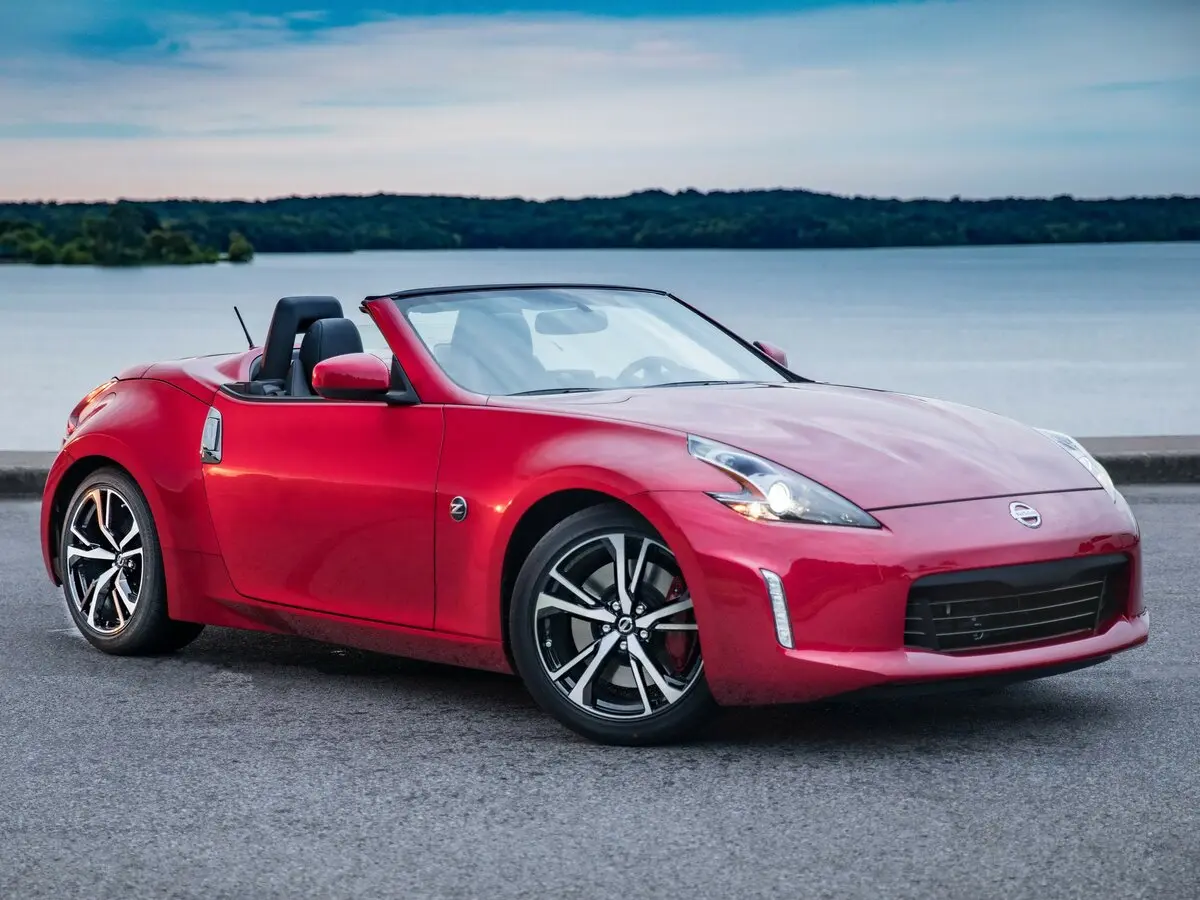 Nissan 370Z I Рестайлинг Родстер