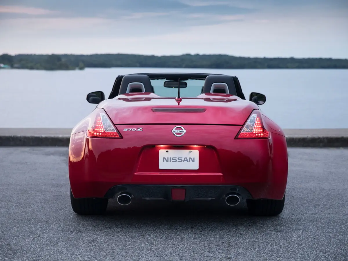 Nissan 370Z I Рестайлинг Родстер — сүрөт 4
