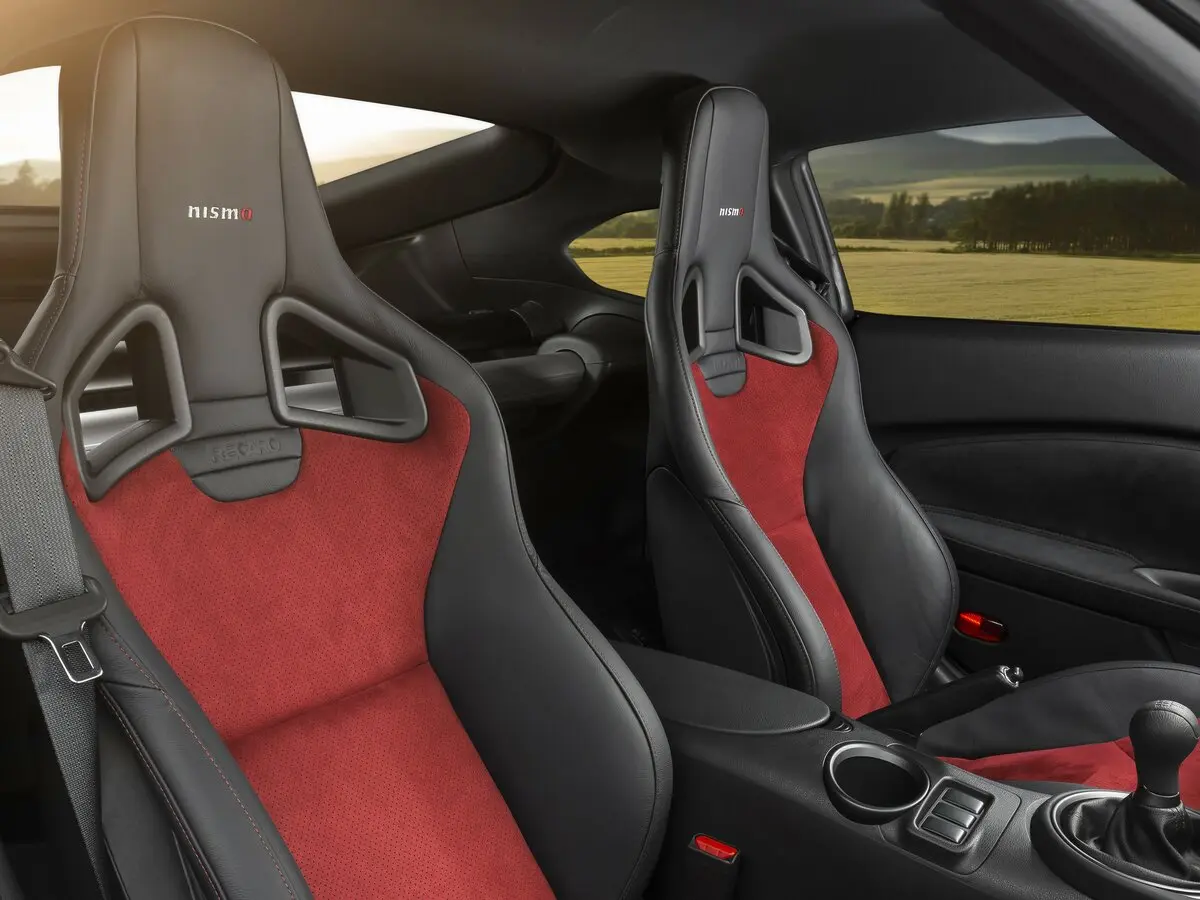 Nissan 370Z I Рестайлинг Купе Nismo — сүрөт 7