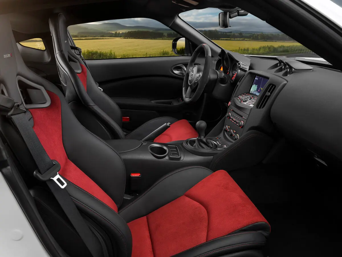 Nissan 370Z I Рестайлинг Купе Nismo — сүрөт 8