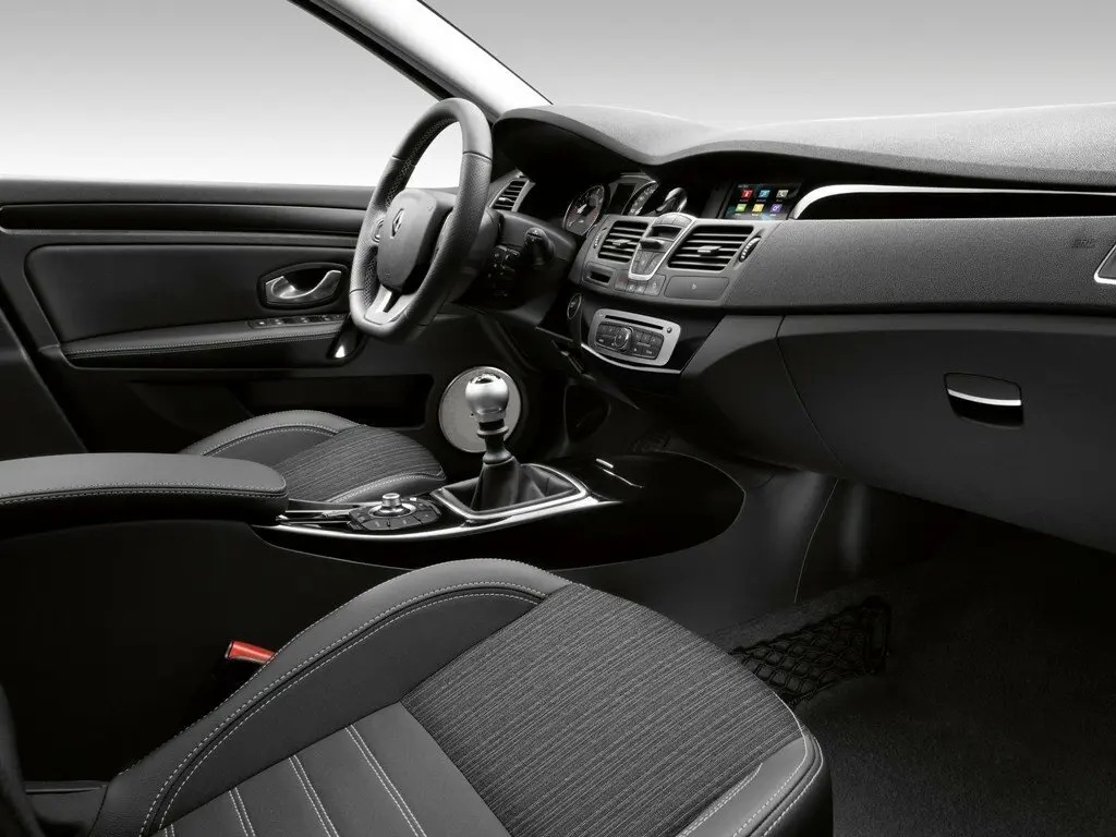 Renault Laguna III Рестайлинг Лифтбек — сүрөт 5
