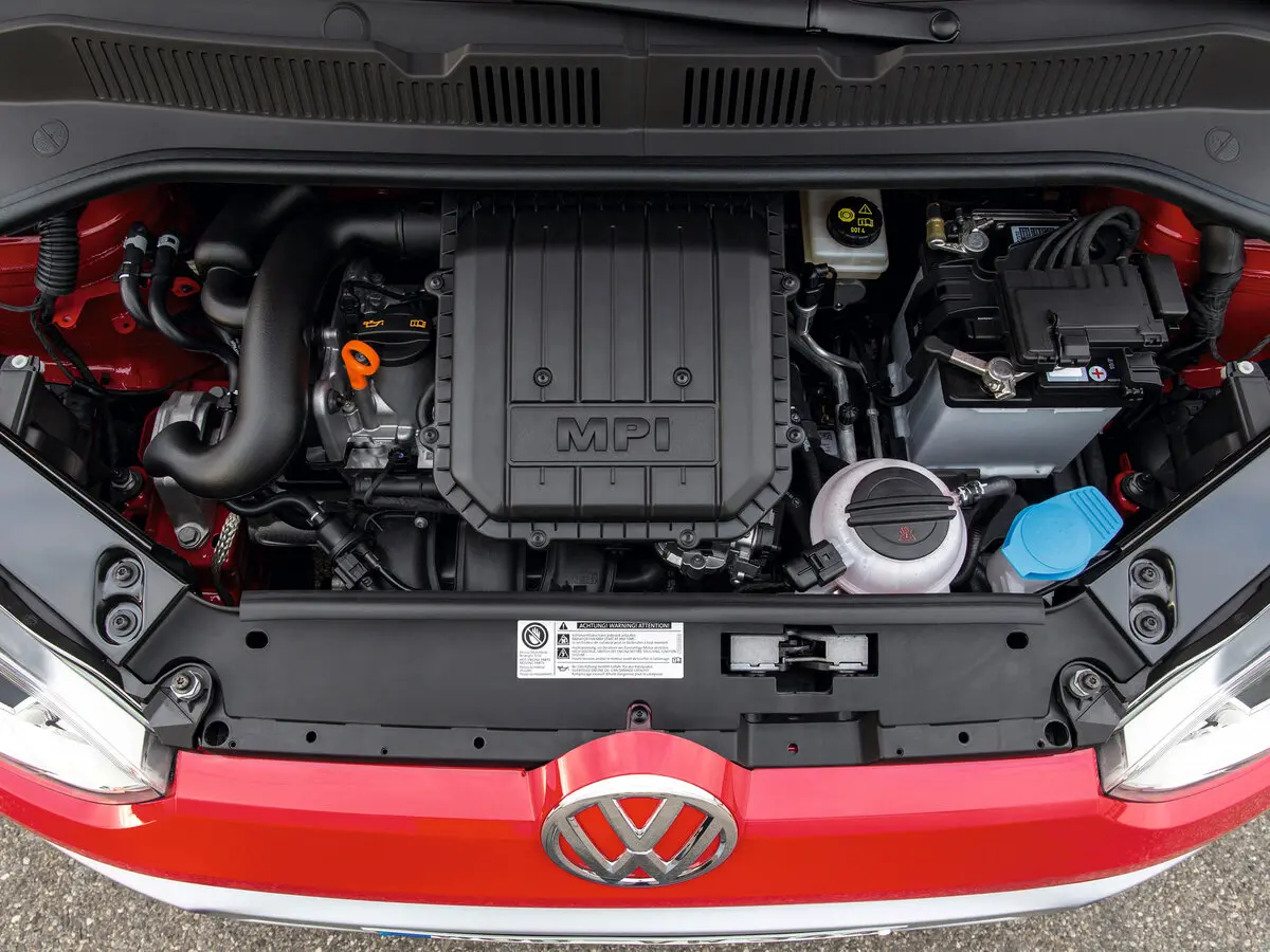 Volkswagen up! I Хэтчбек 5 дв. Cross — 照片 10