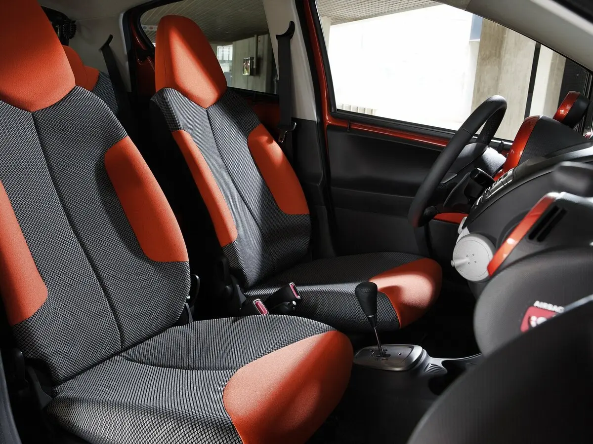 Toyota Aygo I Рестайлинг 2 Хэтчбек 5 дв. — сүрөт 7