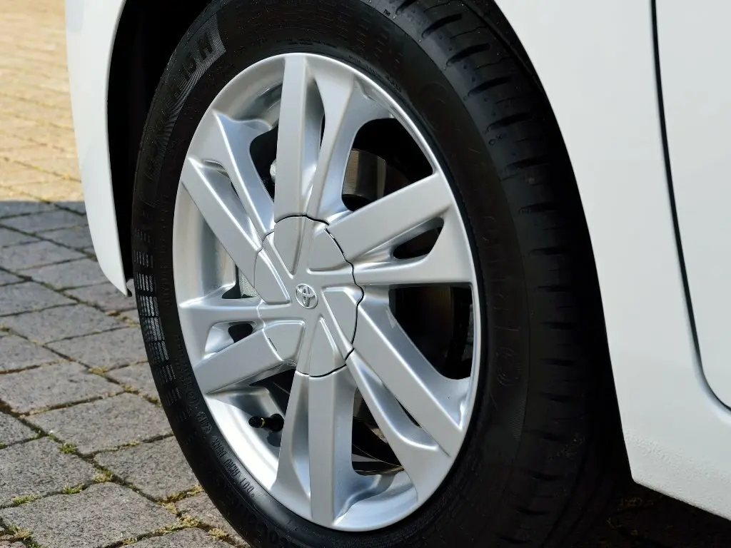 Toyota Aygo II Хэтчбек 5 дв. — сүрөт 17