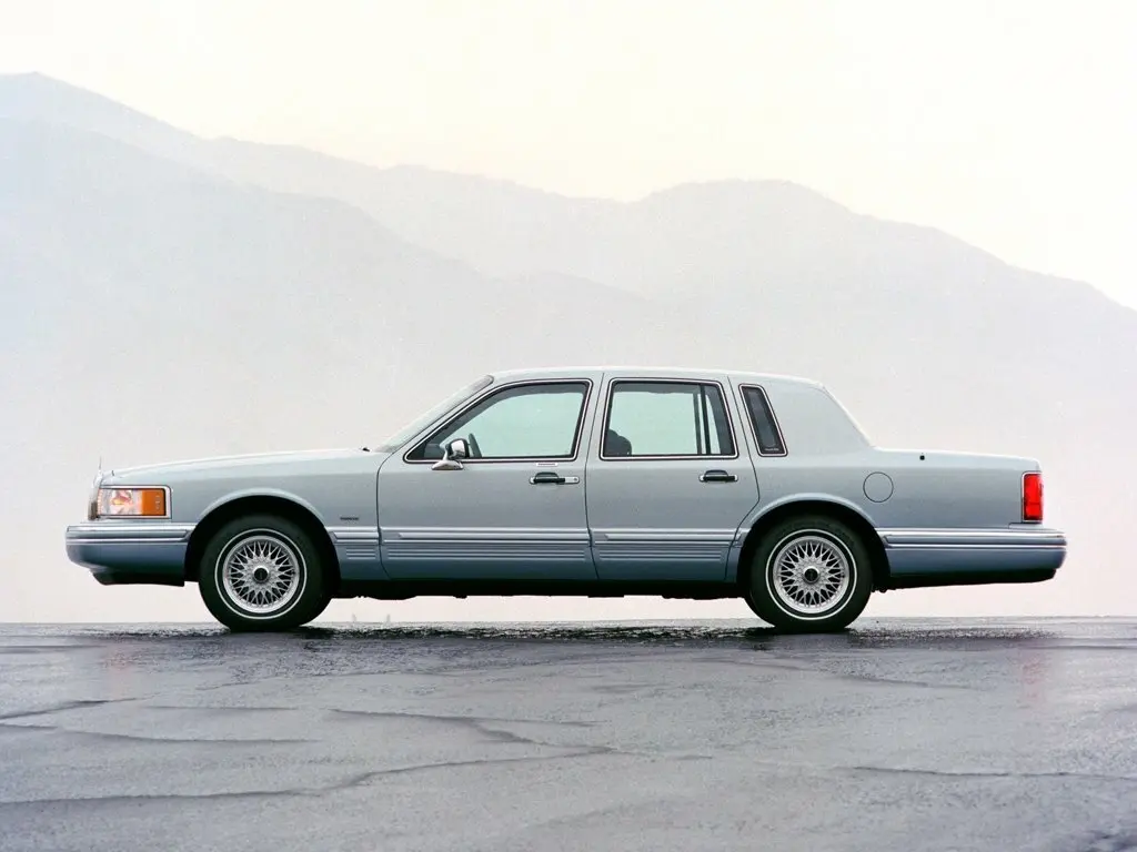 Lincoln Town Car II Седан — сүрөт 2