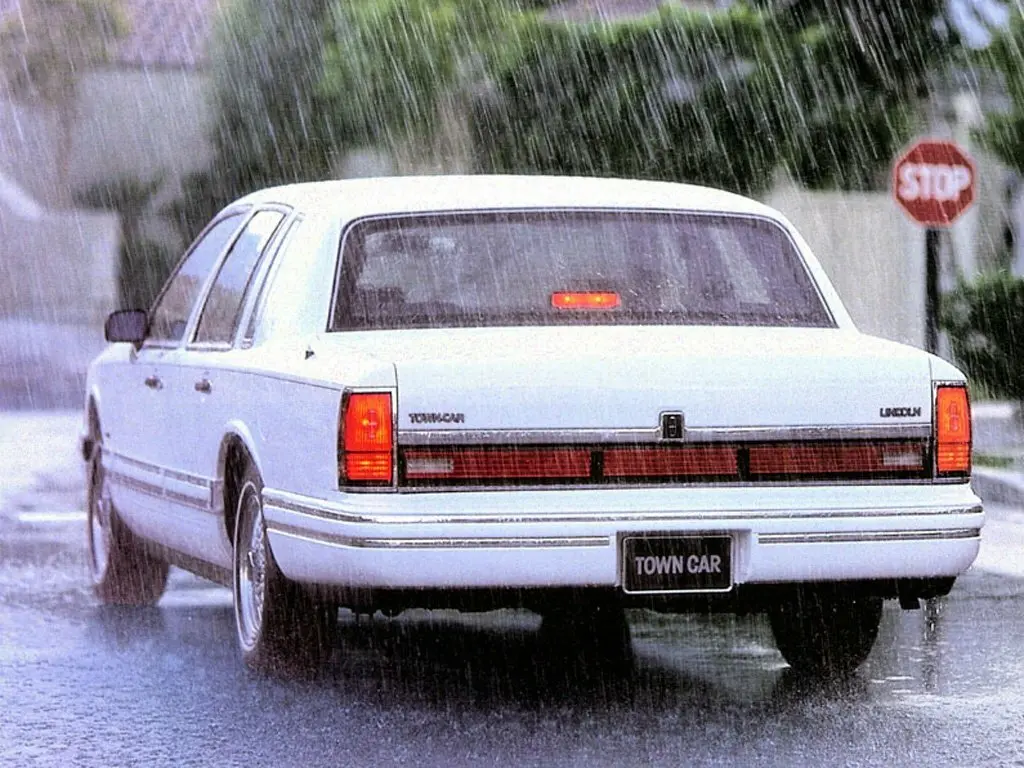 Lincoln Town Car II Седан — сүрөт 4