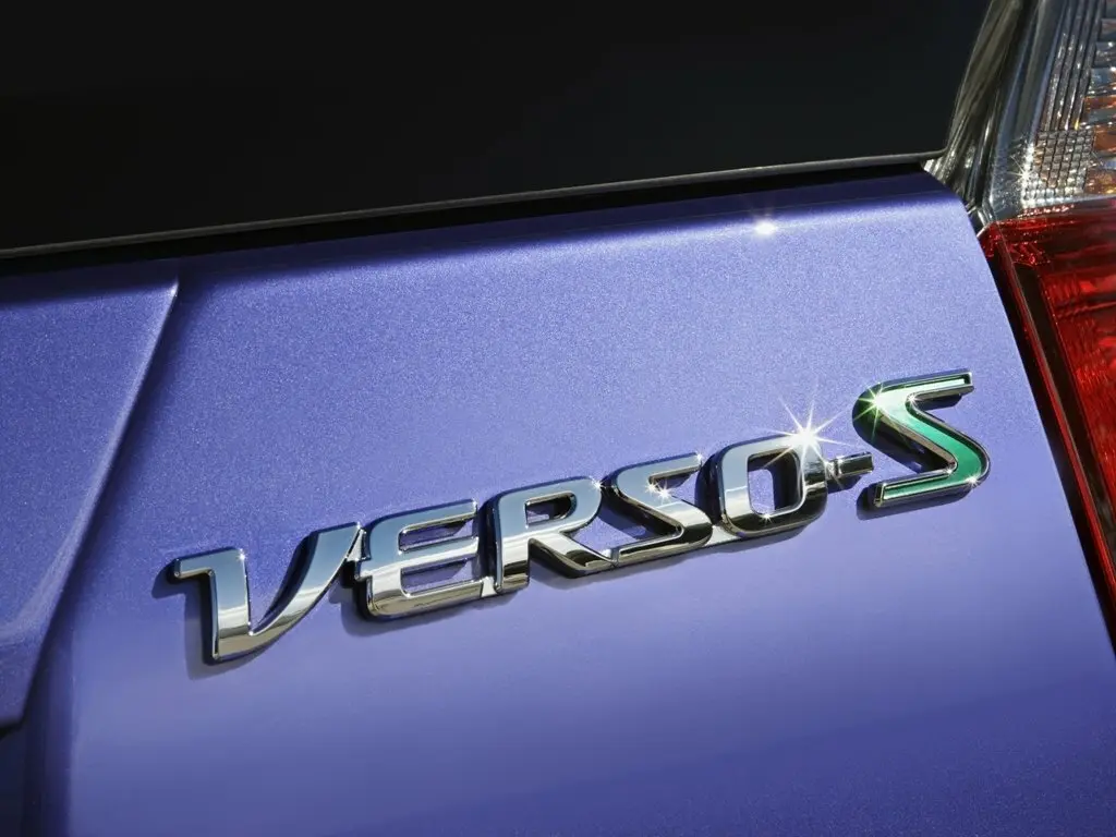 Toyota Verso-S 2010 – 2018 Хэтчбек 5 дв. — фото 14