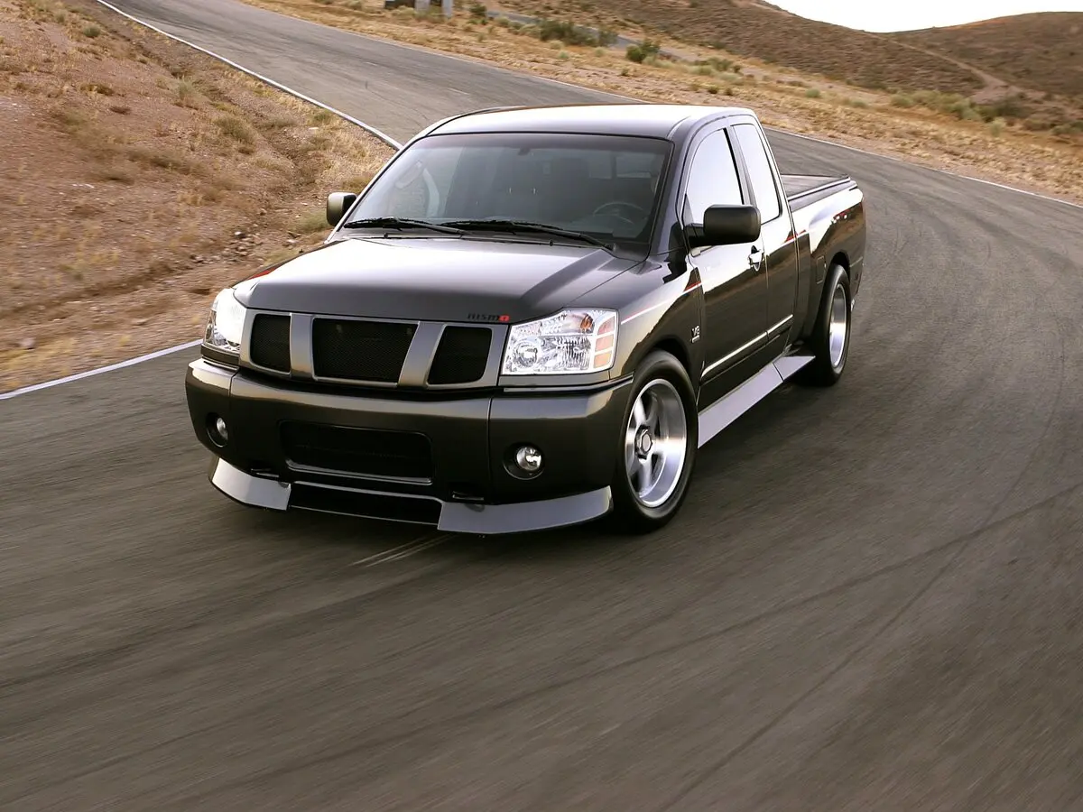 Nissan Titan I Пикап Полуторная кабина — сүрөт 3